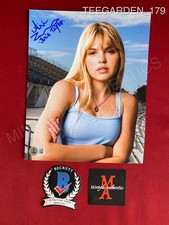 Aimee Teegarden autographed signed 8x10 photo Friday Night Lights Beckett Julie