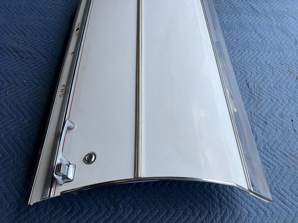 1980-1985 Cadillac Seville Front Right Door Sedan Passenger White OEM #3318M - Image 3 of 4