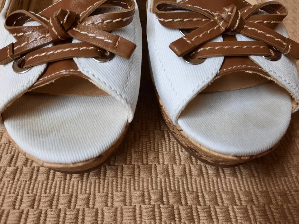 Sandalia de tacón de cuña con cordones de corcho Nickels Ajax punta abierta para mujer talla 61/2 M 6,5 M usado en excelente estado Foto 2 de 4