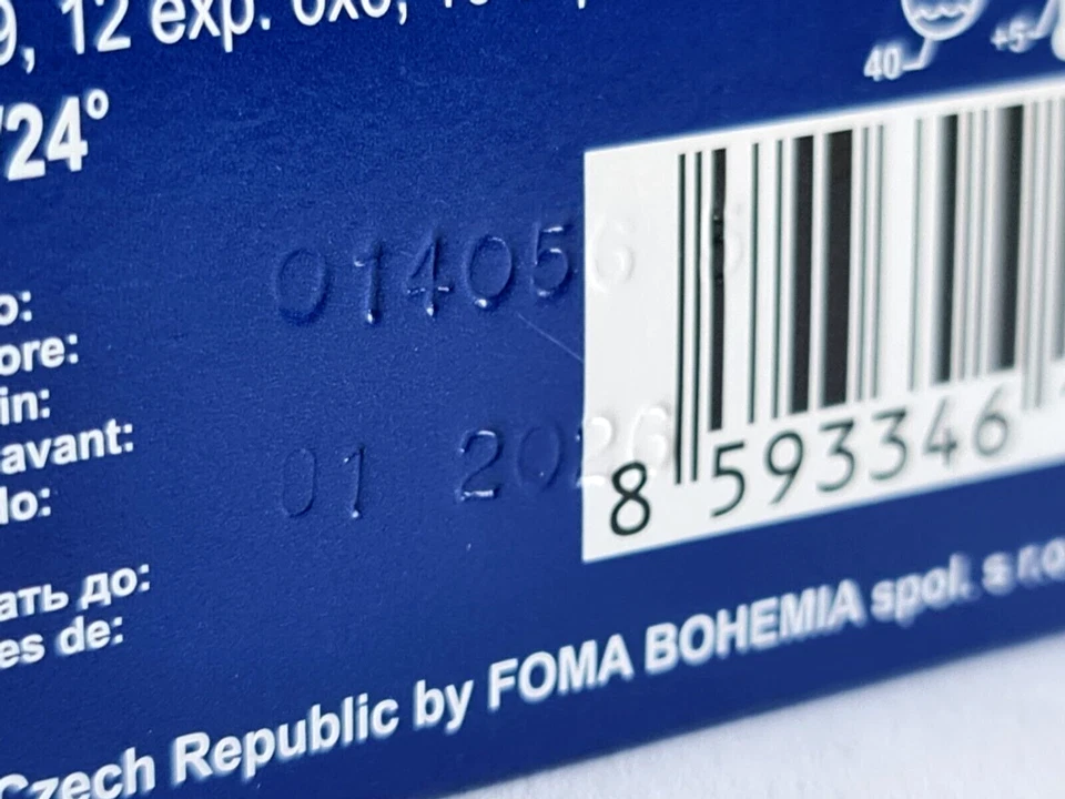 ¡FRESCO! Película negativa para cámara Fomapan Creative 200 ISO, formato medio 120/6 cm blanco y negro Foto 2 de 3