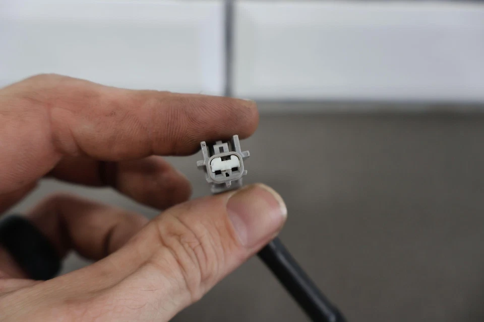 15-21 斯巴鲁 WRX STi 对 LH&RH 后原始设备制造商车轮速度传感器(80K 英里) — 第 4/4 张图片