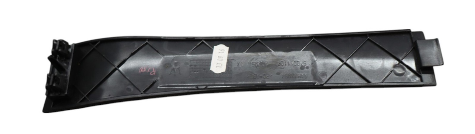 Maserati Ghibli 2013-2022 Front Right Dashboard side cover