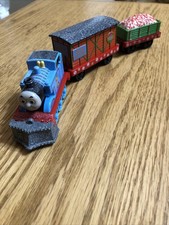 Thomas The Tank Engine  Friends Take Along Magnetic Snow Covered Holiday Train