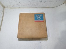 SKF 22318 CC/ C3W33 Spherical Roller Bearing H10D 