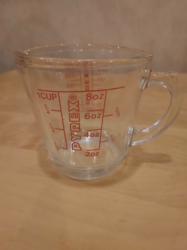 Vintage Pyrex 1 Cup Liquid Measuring Cup #508 Red Letter  