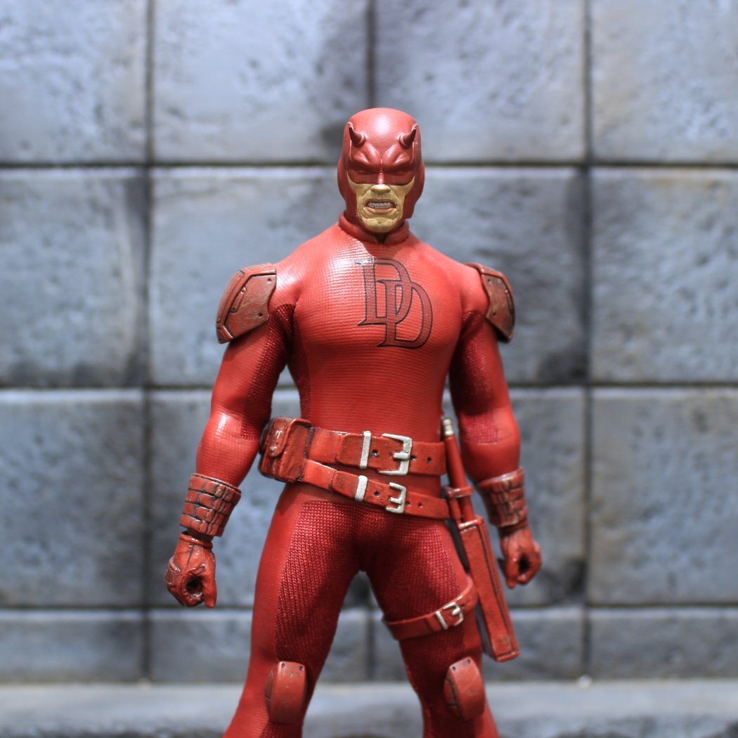 Daredevil フィギュア 1/12 Mezco Amazon.com: Mezco Toys One-12 Collective: Marvel Daredevil