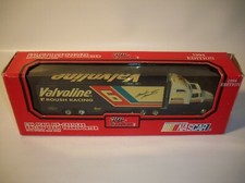 1994 Racing Champions Nascar Transporter  6 Mark Martin 1:64 Scale DieCast
