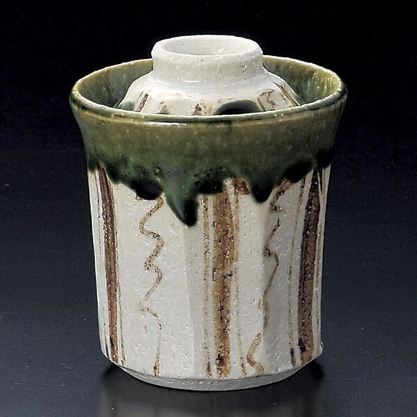 Manekineko-Ai Mino ware Oribe Bowl