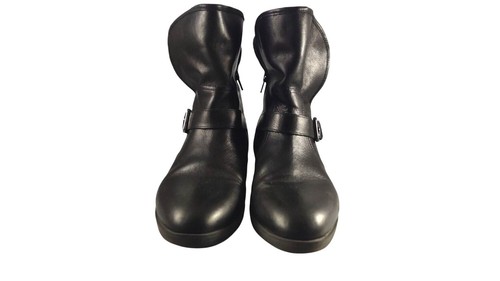 Naturalizer Sutton Women's 8W Black Faux Fur Side Zip Leather Boots - Picture 3 of 9