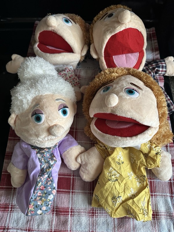 Grandparent puppets - Set Of 4