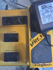 VINTAGE DigiTech XP-300  SPACE STATION Rare, Coveted guitar Multi-FX Pedal BOXED