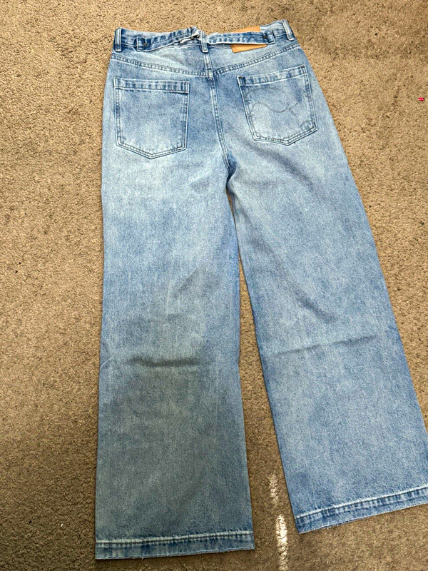 CEEC Unisex Wide-Leg Jeans Light Wash Distressed High Rise 5-Pocket Blue