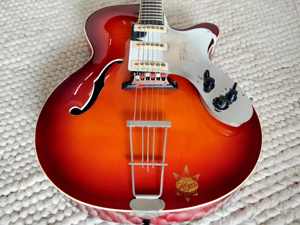 Arnold Hoyer Archtop Top Zustand mit Framus 3 Pickups Schlagbrett Rarität - Bild 2 von 4
