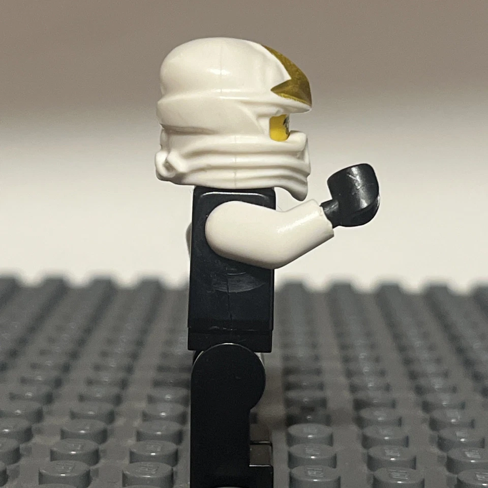 LEGO Ninjago Minifigure - Zane Final Battle - NJO0076 - 1G - Image 2 of 4