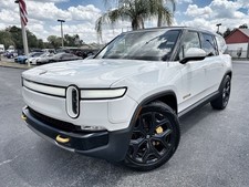 2024 Rivian R1S RIVIAN RS1 QUAD LARGE ADVENTURE PACK WHITE/WHITE