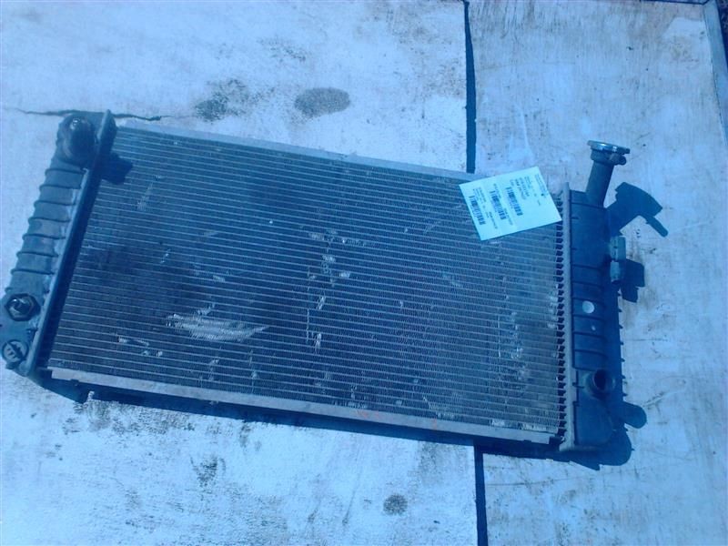 Radiator 4-138 Fits 88-91 GRAND PRIX 180414