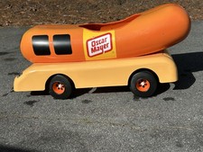 Wienermobile Pedal Car, 1996 Vintage, Oscar Mayer, Bird Corps, USA