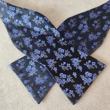 Cremieux bow tie royal blue 100 silk floral self formal classic event new 35