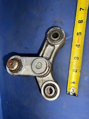 1998-2003 Suzuki TL1000R TL 1000R 1000 R Dog Bone shock linkage bracket mount