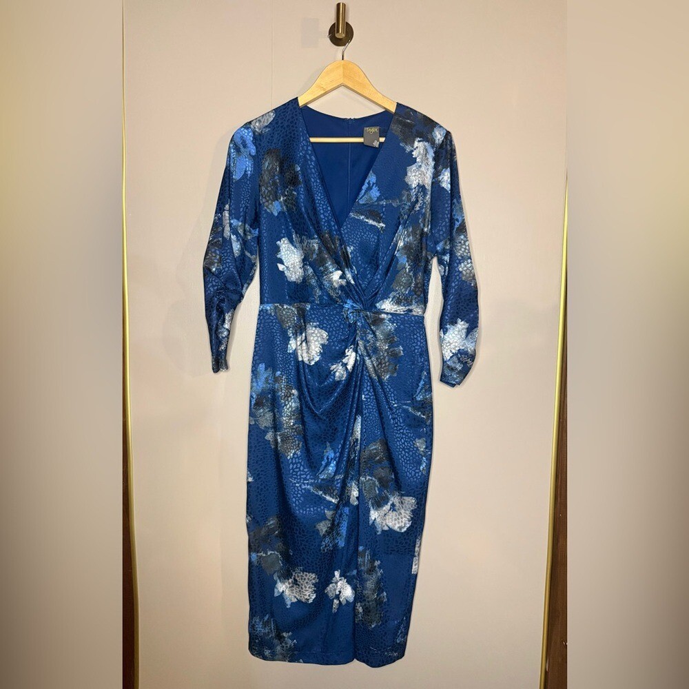 Taylor Blue Floral Midi Dress Size 8