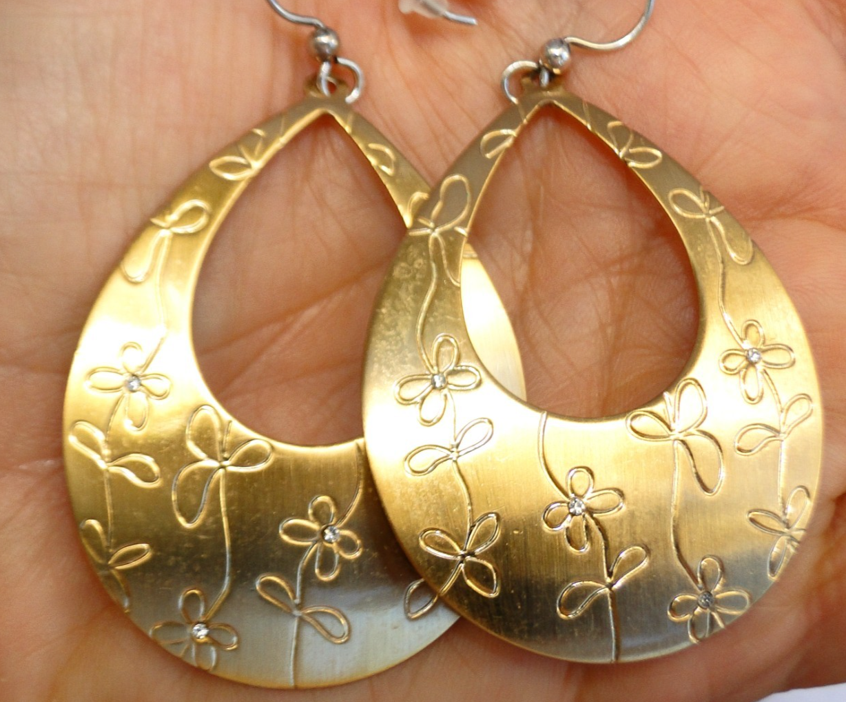 Brighton Diva Daisy Gold Crystal French Wire Earrings Elegant Floral Design