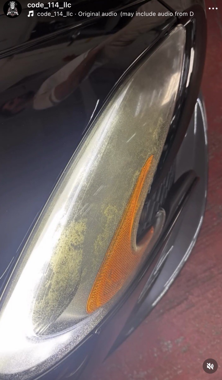 2015-2017 MCLAREN 650S  Right Left  ( HEADLIGHT REPAIR SERVICE )