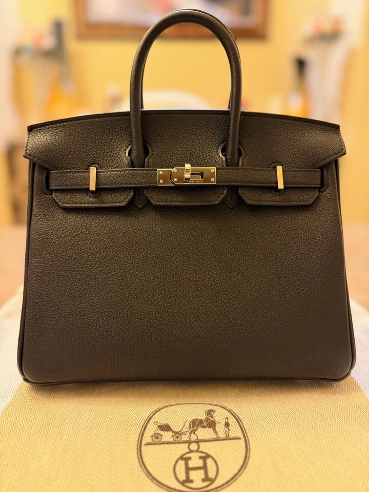HERMÈS Nuevo 2025 'K' Birkin 25 Negro (Noir) Cuero Togo con Herrajes de Paladio  Foto 3 de 4