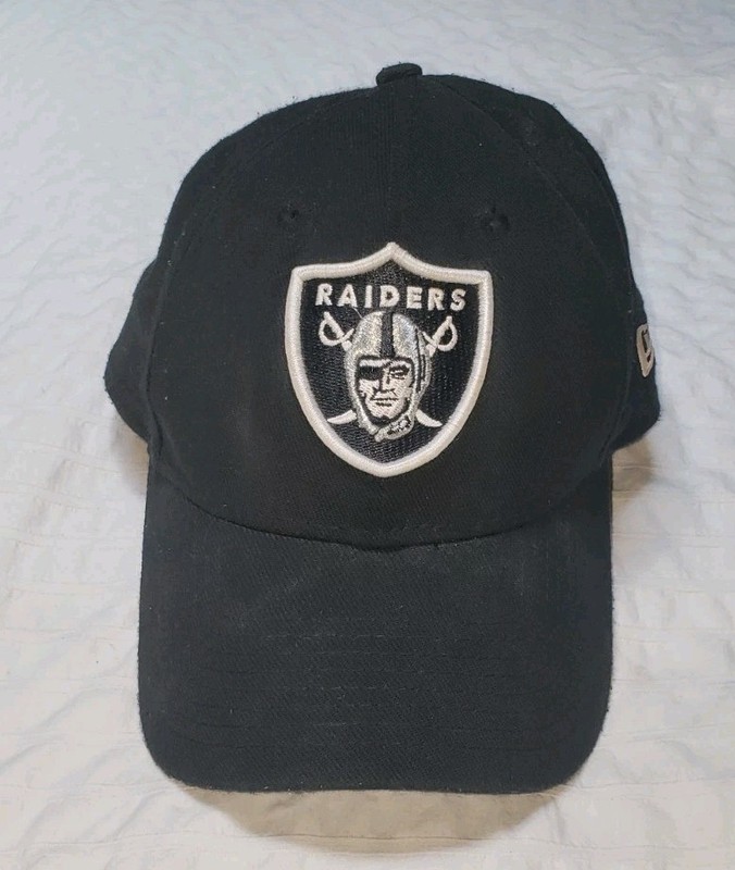 Raiders NFL Hat Black Cap 39Thirty New Era Fitted Medium-Large