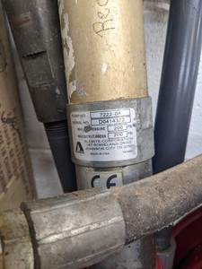 Alemite 7222 Heavy-Duty Oil Pump High-Performance Lubrication Pump Industrial