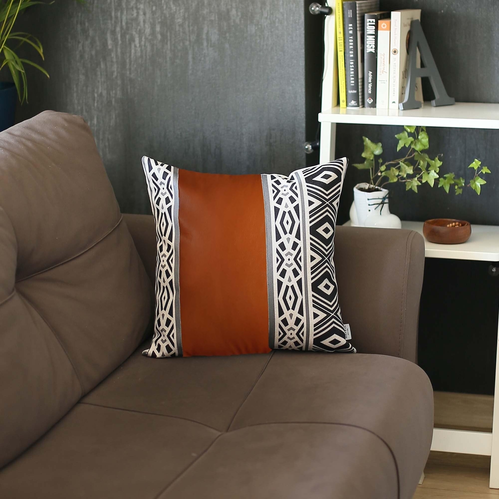 Наволочка для подушки ручной работы из искусственной кожи с геометрическим рисунком размером 17 X 17 дюймов ручной работы из искусственной кожи на молнии коричневого цвета