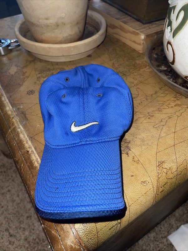 Vintage 00s Nike Strap Hat