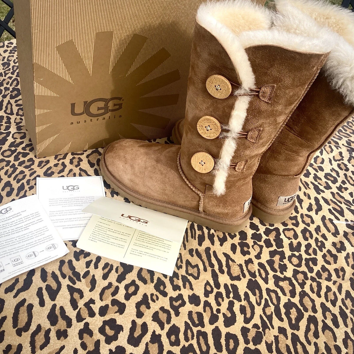 UGG Bailey triple button Chestnut brown boot size 5 eBay