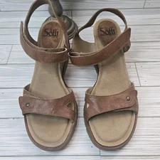 Women SOFFT Tan Strappy Cork Wedge Sandals Sz 9.5 Travel Vacation Comfy READ