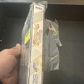 Virtua Fighter 2 (Sega Saturn, 1996) tears in shrink wrap/crack In Case Lid