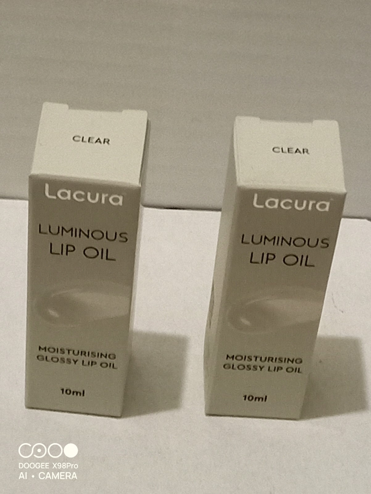 2 X Lacura LUMINOUS LIP OIL - Clear Moisturising Glossy Lip Oil  10ml x 2