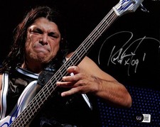 Robert Trujillo Signed Metallica Concert Photo 8x10 Beckett Authenticated
