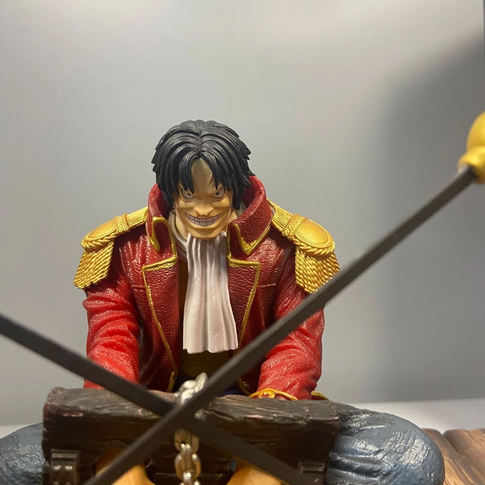 One Piece 🍈🏴‍☠️- Gol D Roger Action Figure - 26cm -  PVC Anime Figure  - Immagine 3 di 4