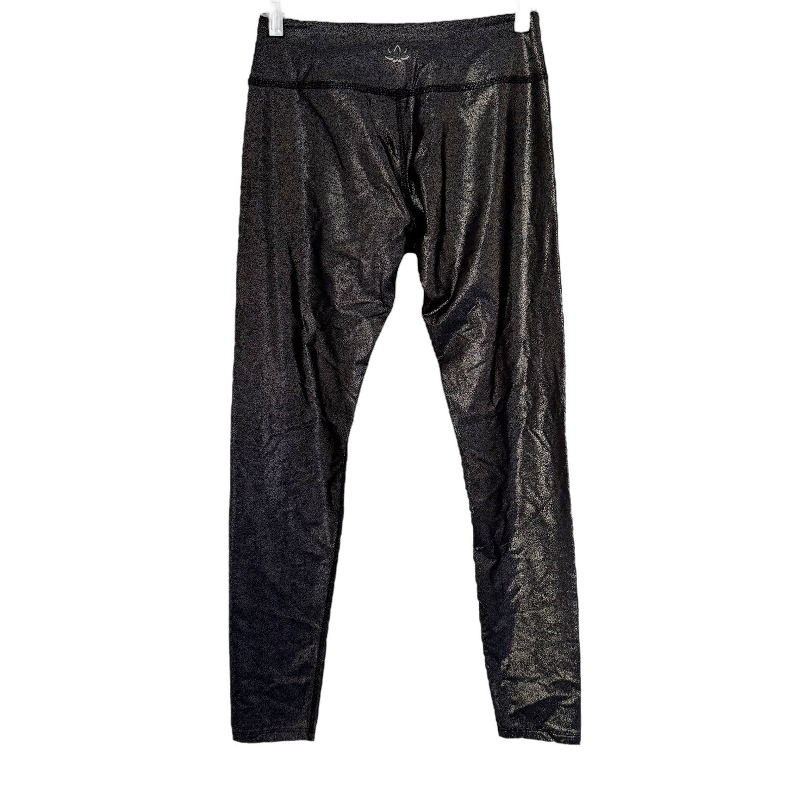 NWT Beyond Yoga Shimmer Essential Long Legging Black/Silver Foil Size M Medium thumbnail 4