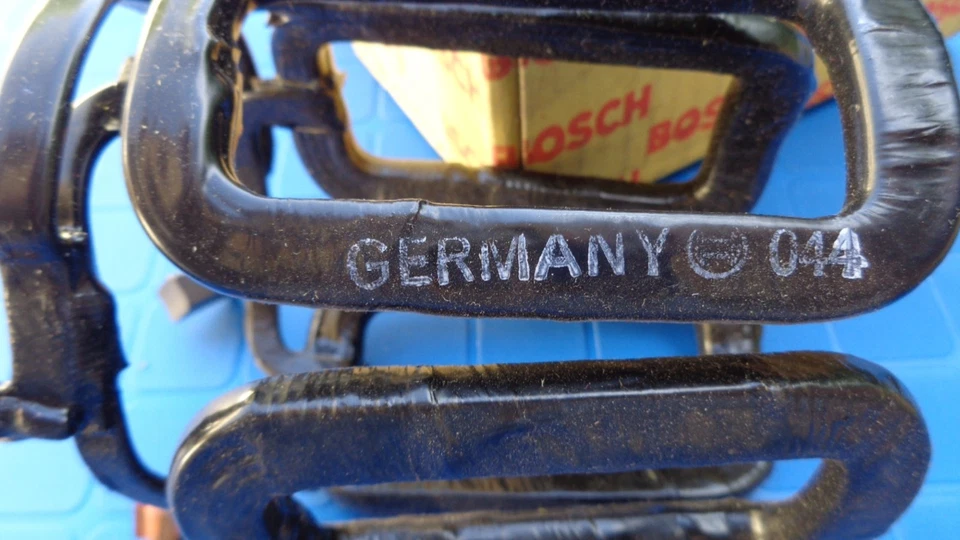 Bobina de campo de arranque Mercedes Benz 300GD 240GD 300TD OM615 OM616 OM617 0001513555  Foto 2 de 4