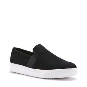 slip on sneakers canada
