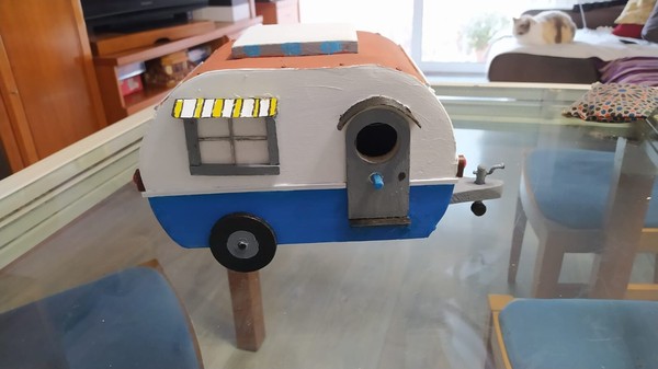 Casa para Pajaros de Madera Caravana, para el Jardin. Casas para pajaros balcon.