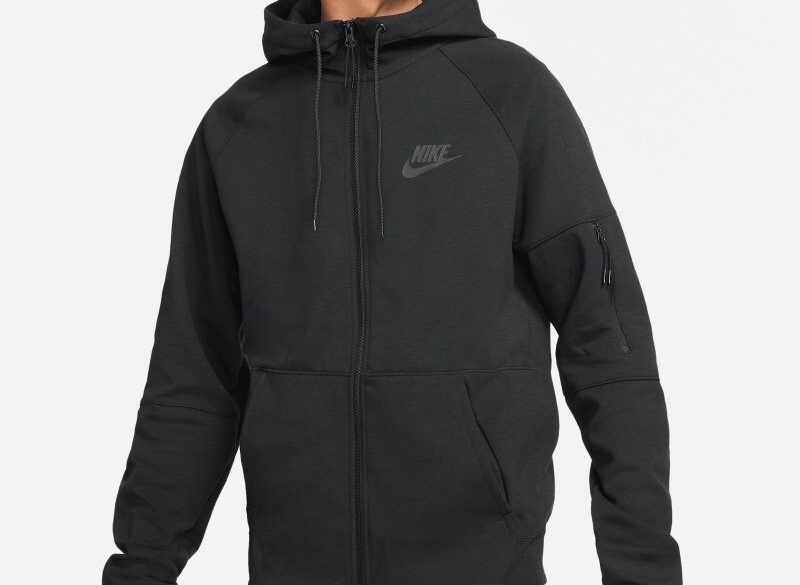 Nike テック 黒 Nike テックフリースセットアップ黒uk tech fleece