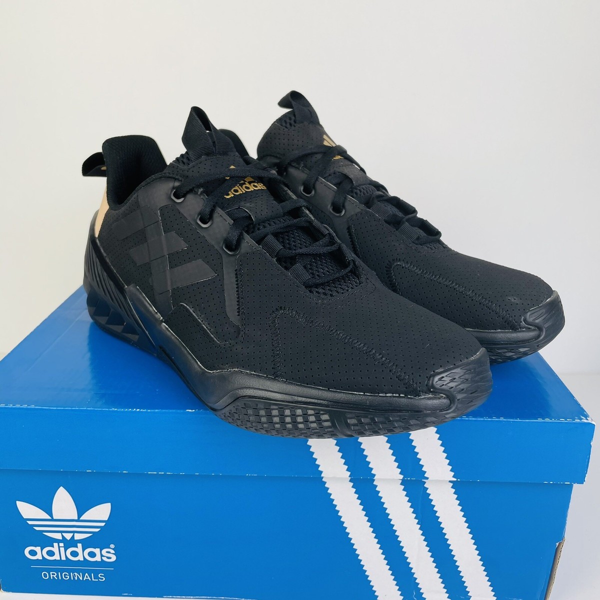 コー Adidas 4uture One Black Silver Gold Running Shoes Sneakers FY1257