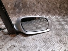 Retroviseur droit (ou coque) Volkswagen TOURAN