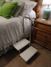 Aliseniors Step Stool with Handle and Non-Skid Platform, Heavy Duty 2 Steps