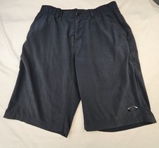 Oakley Men's Size 30 Regular Shorts Black 10in Length