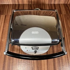 DeLonghi CGH800-U Panini Press Electric Grill Sandwich Maker Stainless Steel 150
