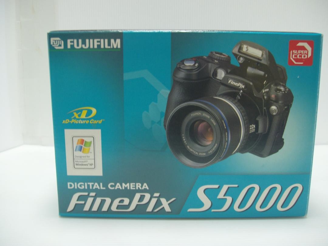 FUJIFILM FinePix S5000 Compact digital camera In good