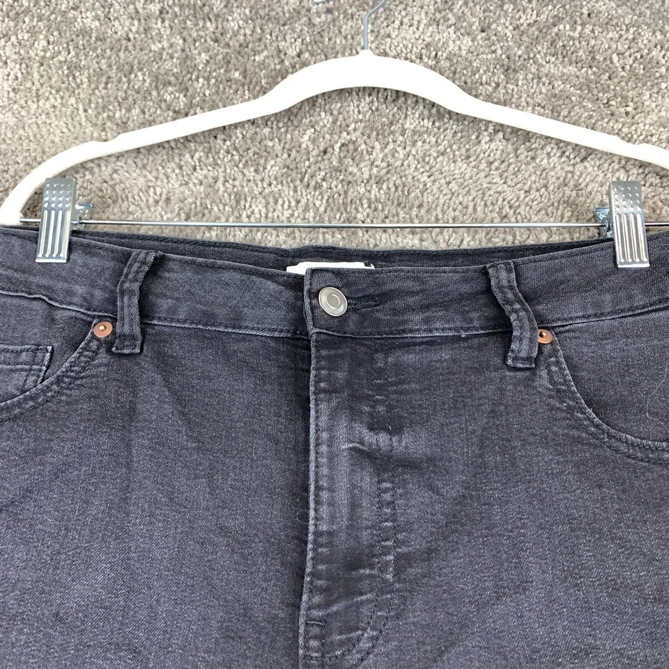 Pantalones Cortos de Jean H&M Para Mujer Talla Grande 16 Negros Denim Puños Dobladillo Tiro Alto 5 Bolsillos Foto 2 de 4