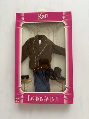 Barbie 1995, Fashion Avenue et Fashion Avenue Deluxe Fabriqué en Chine NRFB - Photo 1/3
